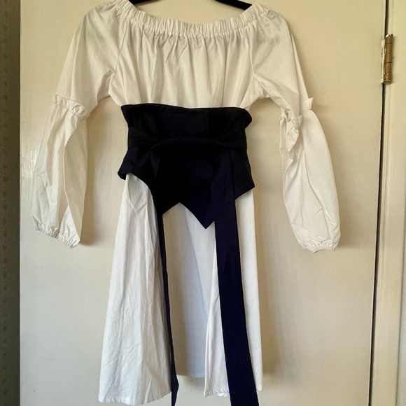 White Off-the-Shoulder Dress w/ Navy Waist Tie – Size S - Picture 2 of 5
